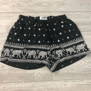 5/$25 • Old Navy • Boho Elephant  Shorts